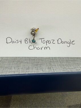 Pandora Retired Daisy Dew Drop Genuine Blue Topaz Dangle Charm 790386TPP